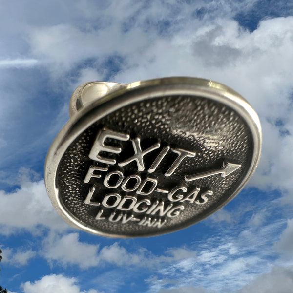 Exit to Luv-Inn Gumball Ring